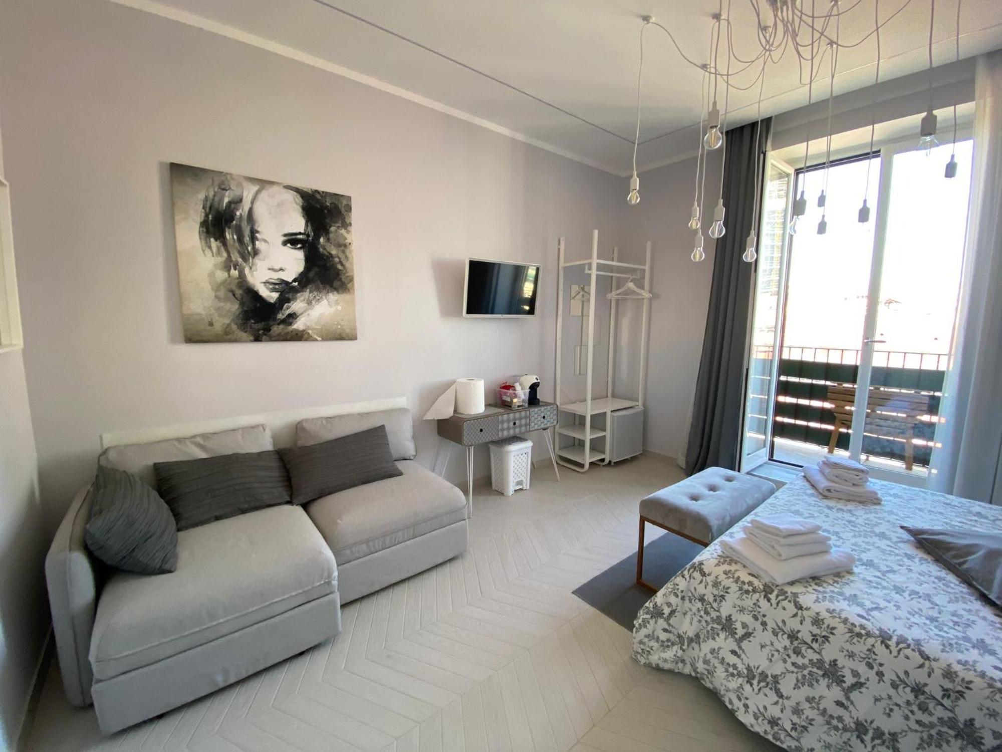Spiderrooms Naples Room photo